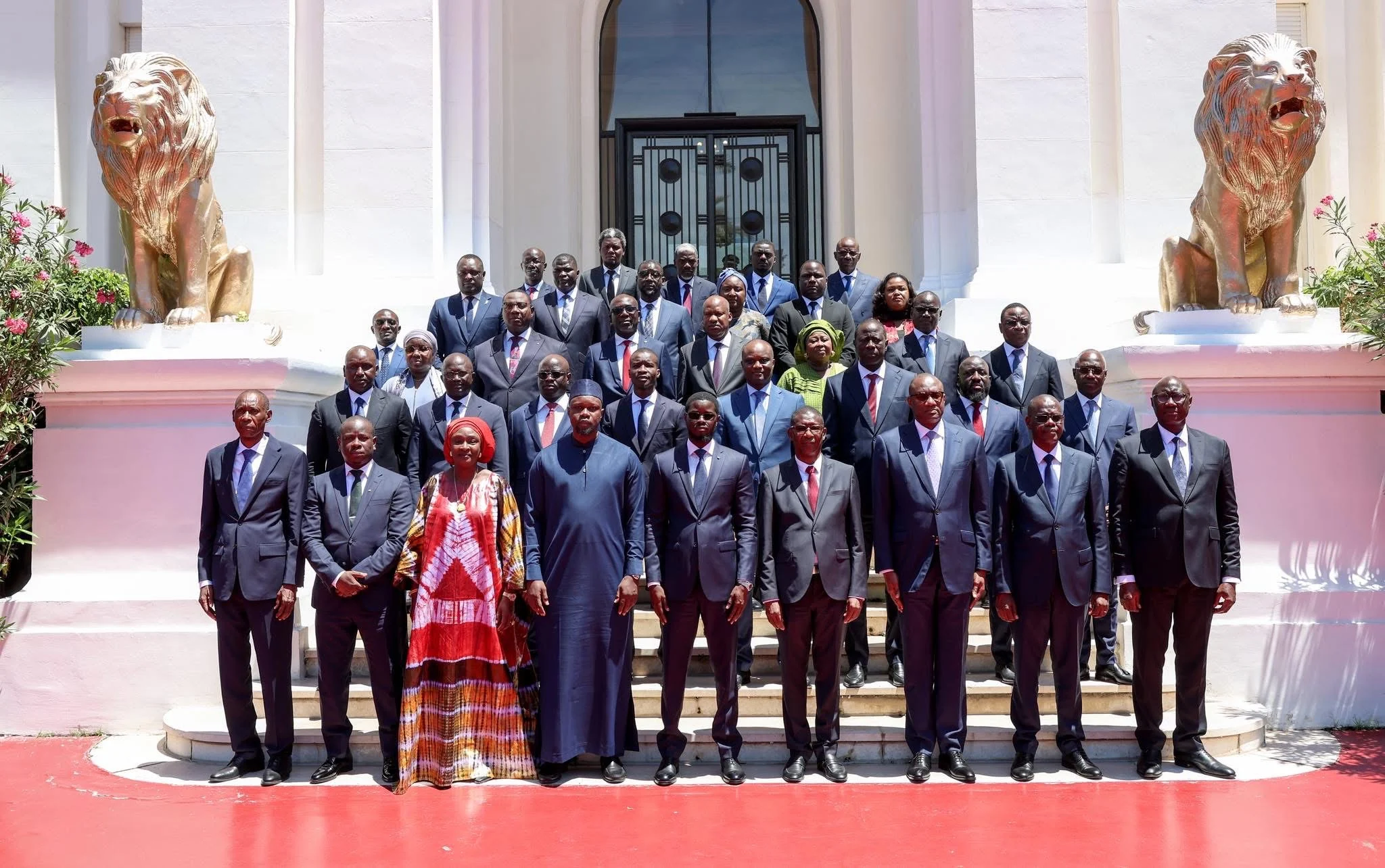Remaniement au Sénégal : des profils inédits aux commandes de ministères clés